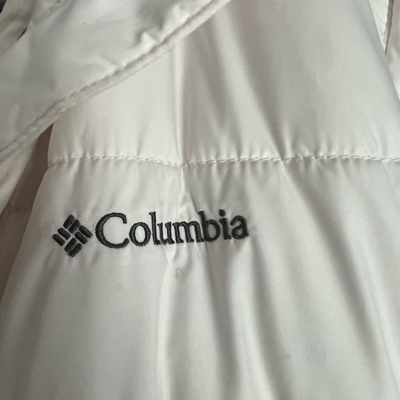 Columbia hooded puffer coat - Picture 2 of 4